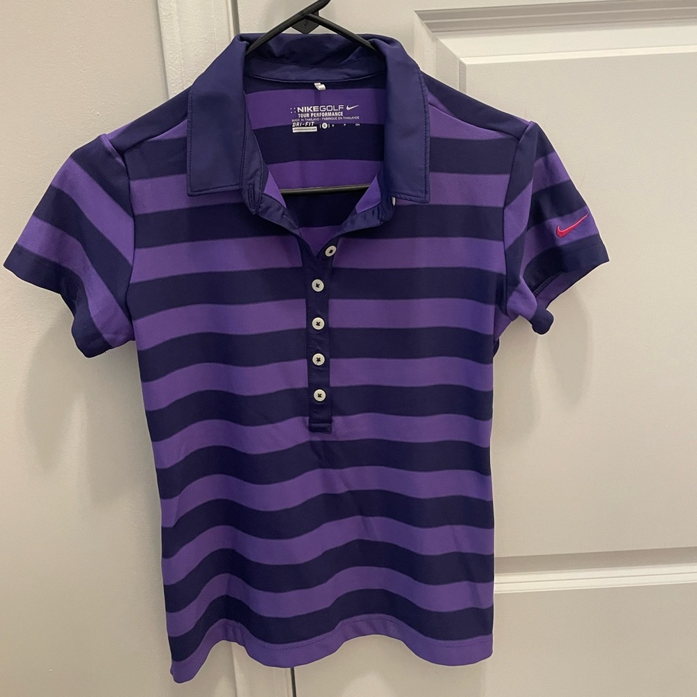 Women’s Nike Golf Shirt size small
